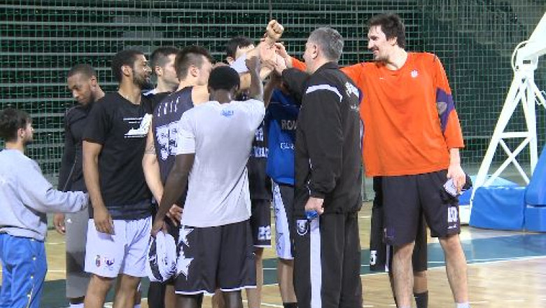 Baschet. "U" BT, in cautarea unui pivot Imagine