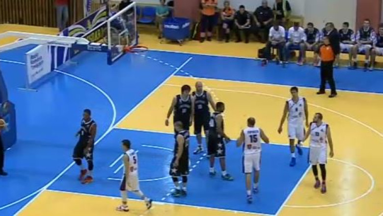 Baschet. "U" BT paraseste Cupa Romaniei dupa infrangerea de la Timisoara Imagine