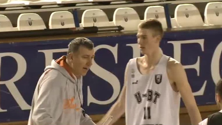 Baschet. Sansa de afirmare pentru tinerii de la U Mobitelco Imagine