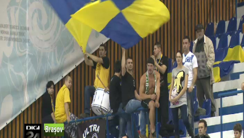 BASCHET. Sibiul castiga, Mediasul pierde Imagine