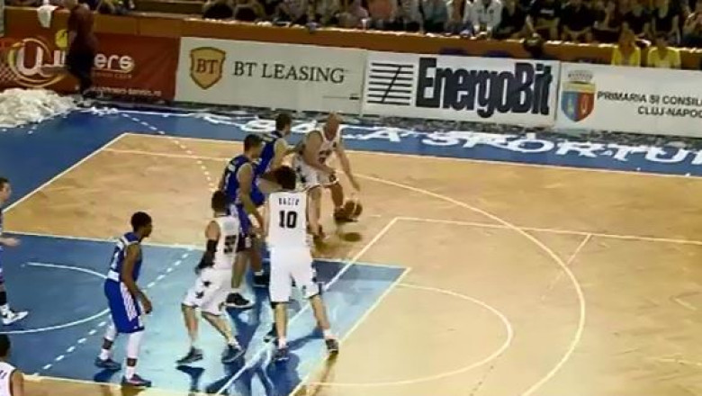 Baschet. U-BT Mobitelco, la un pas de finala Imagine