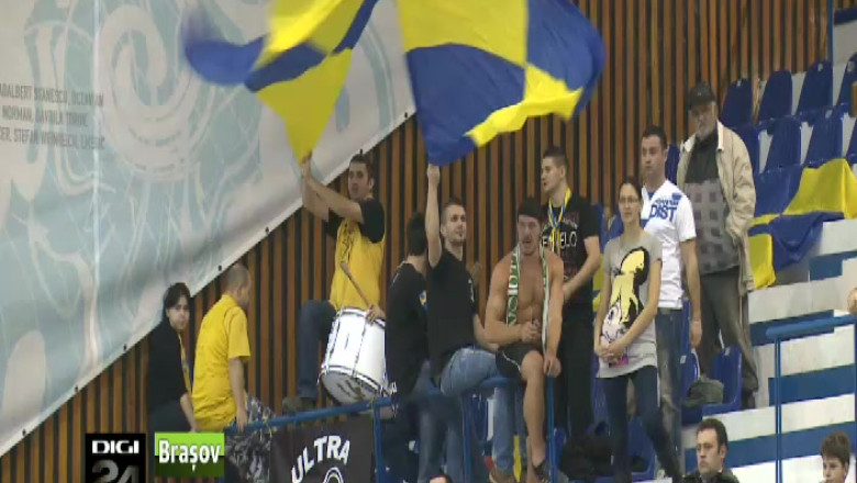 BASCHET. Victorie in derby Imagine