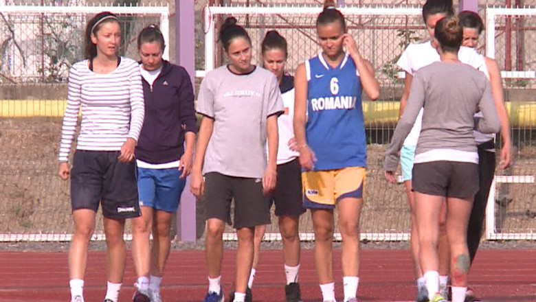 Baschetbalistele de la BCM Danzio Timisoara s-au reunit chiar de Sfanta Maria Imagine