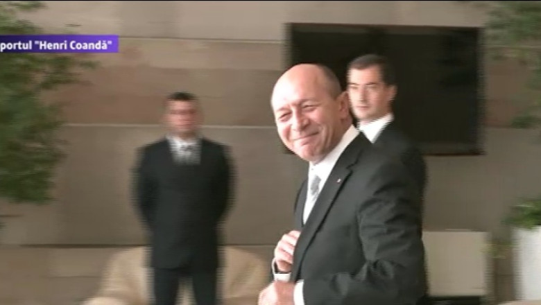 Basescu, intrebat ce culoar de zbor va alege pentru deplasarea in Polonia: Pe cel mai sigur! Imagine