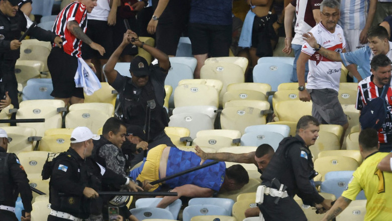 Bataie intre suporteri si fortele de ordine la meciul Brazilia-Argentina. Messi acuza politia de brutalitate Imagine