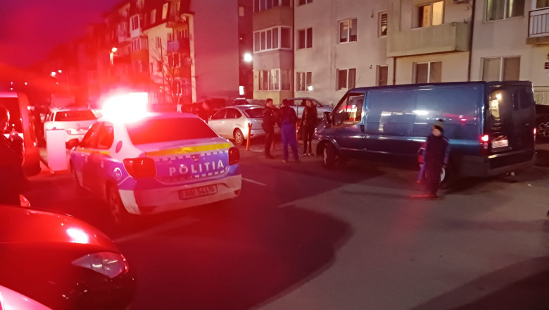 Bataie pentru un loc de parcare. O femeie din Cluj a lovit cu pumnii si palmele un barbat care ar fi parcat pe locul ei Imagine