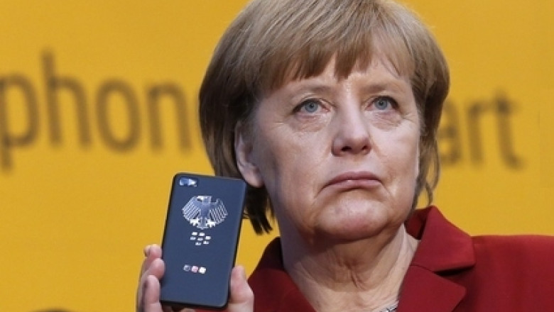 Batalie pentru telefonul Angelei Merkel. Va renunta la BlackBerry pentru un smartphone cu Android? Imagine