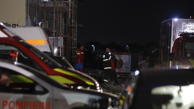 Batrani mutati dintr-un centru verificat, pentru a acoperi neregulile, gasiti de politisti intr-un imobil in constructie din Ilfov Imagine