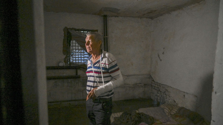 BBC: „Zidurile gem de durere si suferinta”. Primele imagini si marturisiri din inchisorile groazei de la Izium Imagine