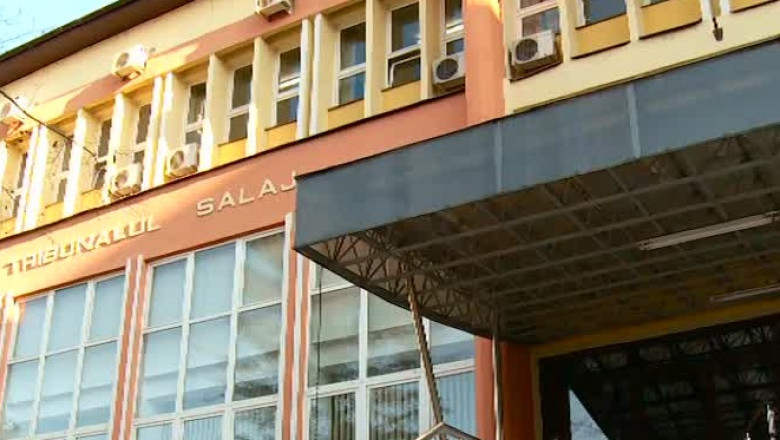 Bebelus vandut cu 5.000 de lei Imagine