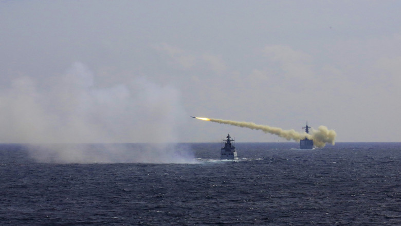 Beijingul anunta exercitii militare in Marea Chinei de Sud Imagine