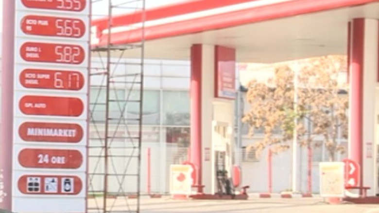 Benzina se ieftineste, statul o scumpeste. Banii stransi din noua taxa vor finanta autostrazile Imagine