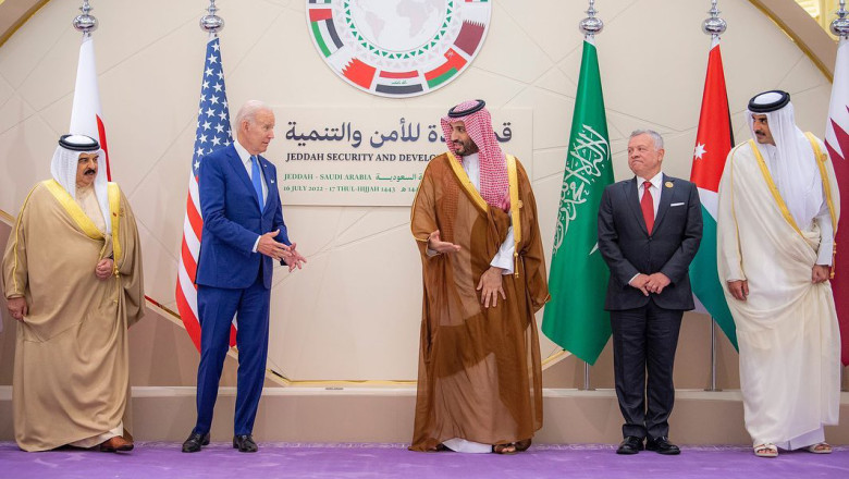 Biden a plecat din Arabia Saudita cu promisiunea tarii de crestere a capacitatii de extragere a petrolului cu un milion de barili pe zi Imagine