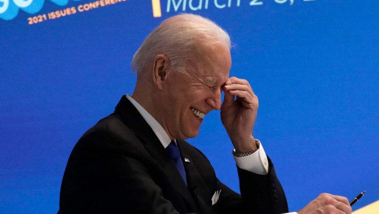 Biden bagatelizeaza scandalul documentelor confidentiale gasite la el acasa: „Au fost depozitate in locul nepotrivit” Imagine
