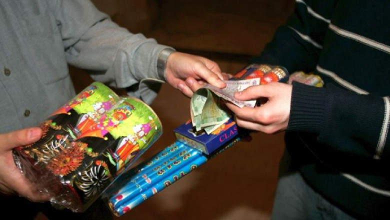 BIHOR. Peste 12.700 de petarde, confiscate de politistii bihoreni Imagine