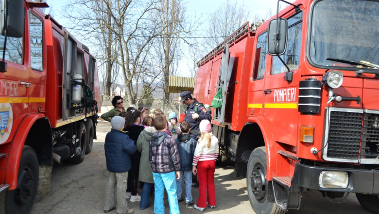BIHOR. Pompierii din Beius si Stei sarbatoresc ziua unitatii Imagine