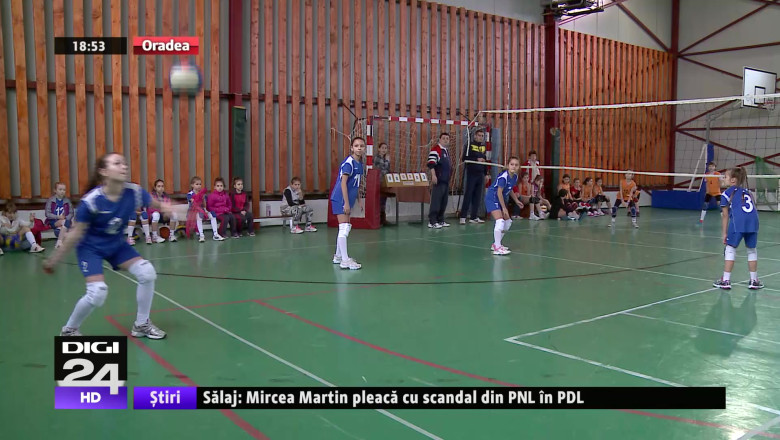 BIHOR. Voleiul feminin revine in forta la Salonta Imagine