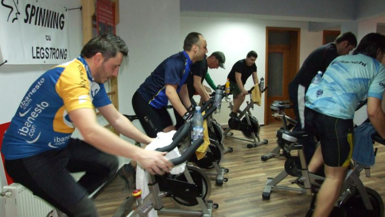 BikeFest. Peste 200 de oameni au pedalat sase ore fara intrerupere la Festivalul biciclistilor urbani Imagine