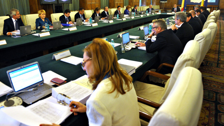 BILANT. Gafele ministrilor din Guvernele Ponta: „Vom efectua si zborul cu trupurile neinsufletite ale cadavrelor celor decedati” Imagine