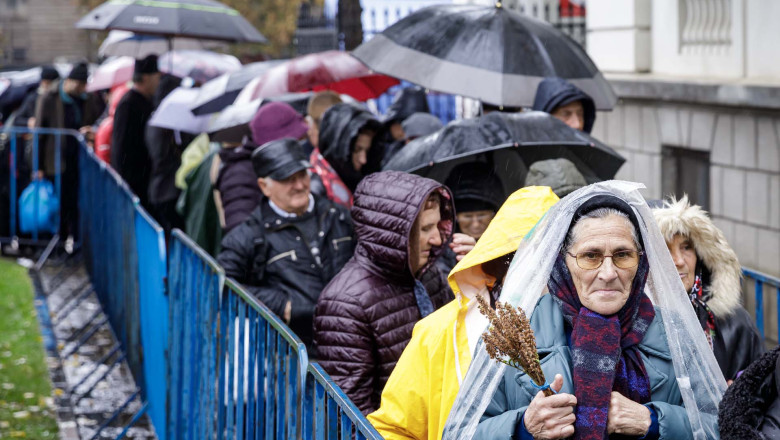 Bilantul pelerinajului de la Iasi de Sfanta Parascheva: 300.000 de participanti in opt zile, timpul de asteptare a ajuns si la 15 ore Imagine