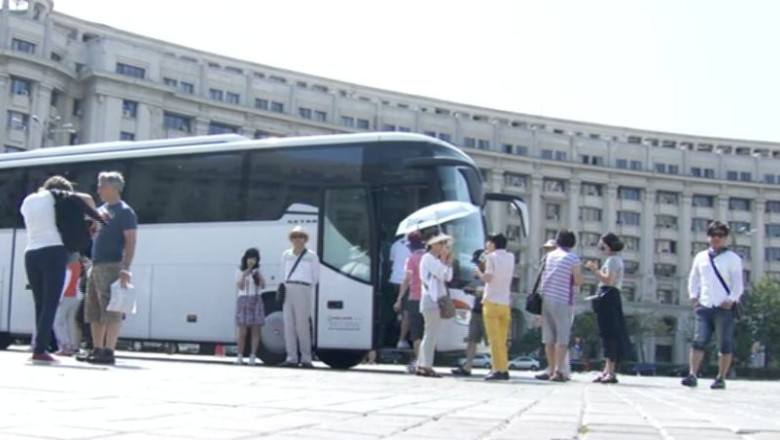 Birocratia tine departe turistii. Agentiile cer guvernului sa simplifice procedurile pentru vize Imagine