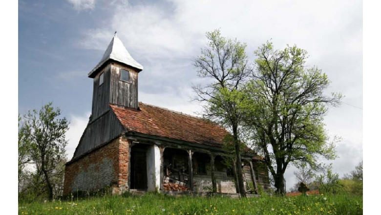 Bisericile de lemn din sudul Transilvaniei si nordul Olteniei, pe lista celor mai amenintate situri culturale din Europa Imagine