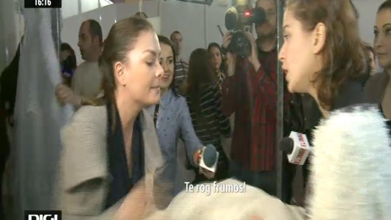 Black Friday pentru rochii albe. Doua viitoare mirese aproape ca au sfasiat o rochie Imagine