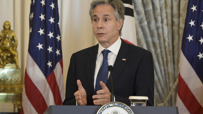 Blinken: SUA sunt „hotarate” sa impiedice refacerea Statului Islamic si „fragmentarea” Siriei, dupa caderea dictatorului al-Assad Imagine