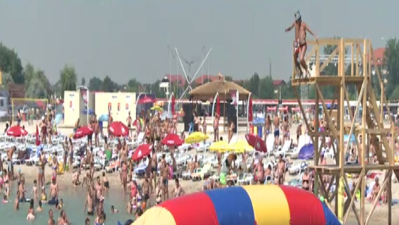 Blobbing, alternativa unica de distractie  Imagine