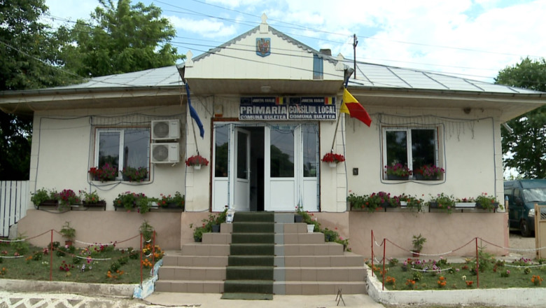 Blocaj la o primarie din Vaslui. Bunurile primariei Suletea sunt sub sechestru Imagine