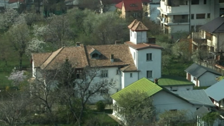 Blocuri de 11 etaje langa casa lui Tudor Arghezi. Ministerul Culturii a dat aviz favorabil, desi zona e protejata Imagine