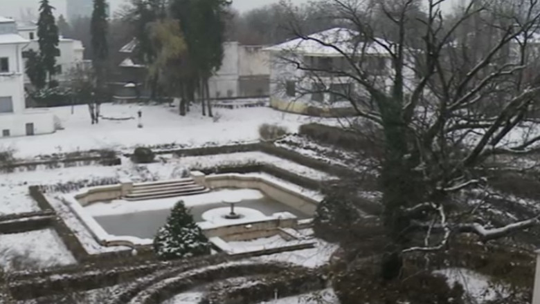 Blocuri in loc de spatii verzi. Gradinile Versailles din Capitala, la un pas sa devina istorie Imagine