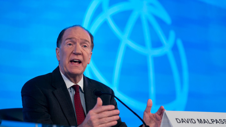 BM si-a imbunatatit usor estimarile de crestere a economiei mondiale in 2023. Avertisment pentru tarile in curs de dezvoltare Imagine
