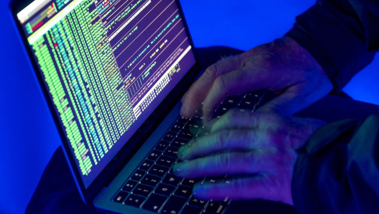 „BMW ieftin de vanzare”. Cum ar fi incercat hackerii rusi sa pacaleasca mai multi diplomati ai ambasadelor din Ucraina Imagine