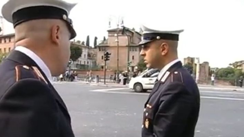 Boala Revelionului i-a lovit pe politistii din Roma. Peste 80% dintre ei nu au venit la munca Imagine