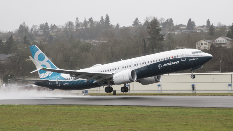 Boeing a reluat productia avionului 737 MAX, dupa o greva de sapte saptamani Imagine