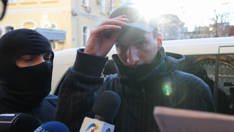 Bogdan Peschir, eliberat din arest. El este acuzat de corupere a alegatorilor in campania electorala a lui Calin Georgescu Imagine