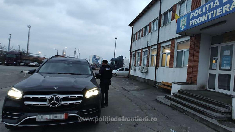 Bolid de lux cautat de autoritatile din Franta, gasit de politistii de frontiera in Portul Constanta. Ce valoare avea masina Imagine