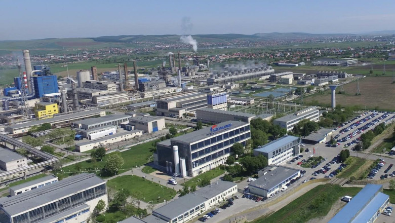 Bolojan: Romgaz a preluat Azomures. Salveaza productia de ingrasaminte pentru agricultura din Romania si va asigura preturi stabile