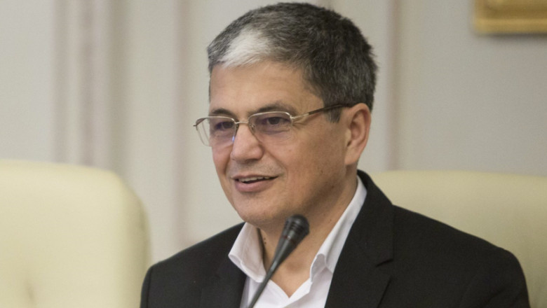 Bolos compara negocierile cu Comisia Europeana cu legea junglei: „Esti pe post de prada si te simte, te miroase” Imagine