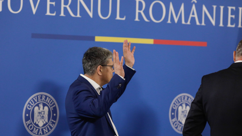 Bolos spune ca Romania ar putea avea nevoie de 7 ani pentru a reduce deficitul bugetar. „Este an electoral” (Bloomberg) Imagine