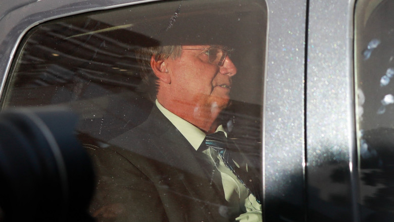 Bolsonaro a fost audiat 3 ore la politie in legatura cu bijuteriile primite de la guvernul Arabiei Saudite Imagine