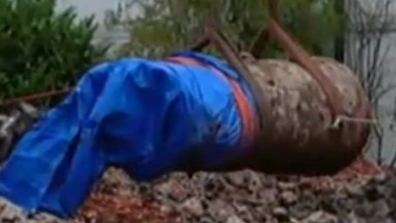 Bomba gigantica descoperita in Germania. Proiectilul a fost lansat de Aliati in urma cu 70 de ani Imagine