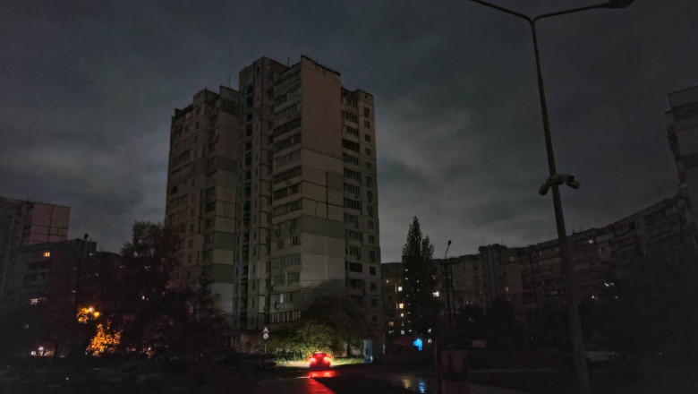 Bombardamente in Kiev si Zaporojie. Rusii au atacat reteaua electrica a Ucrainei si au lasat in bezna Kiev si mai multe regiuni Imagine