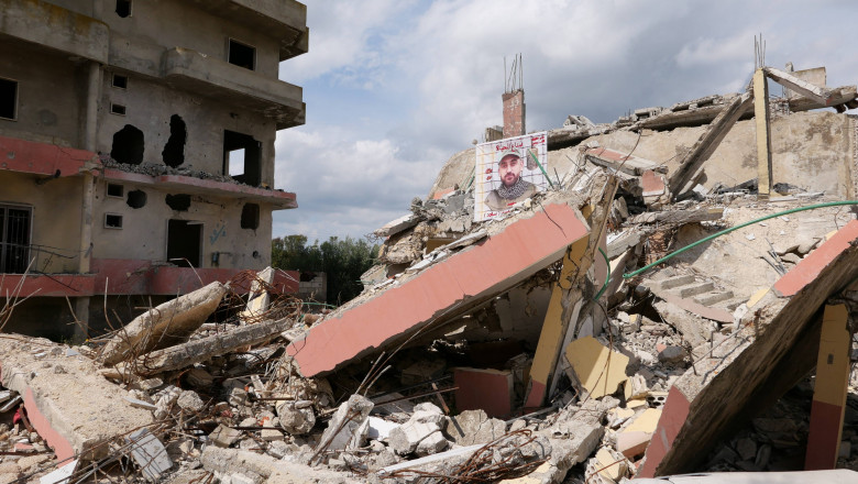 Bombardamentele asupra Libanului pregatesc terenul pentru un atac la sol (The Guardian) Imagine