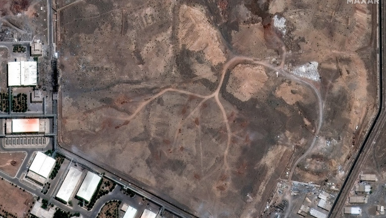 Bombardamentele israeliene au atins inclusiv „partea subterana” a uzinei nucleare de la Natanz, din Iran Imagine