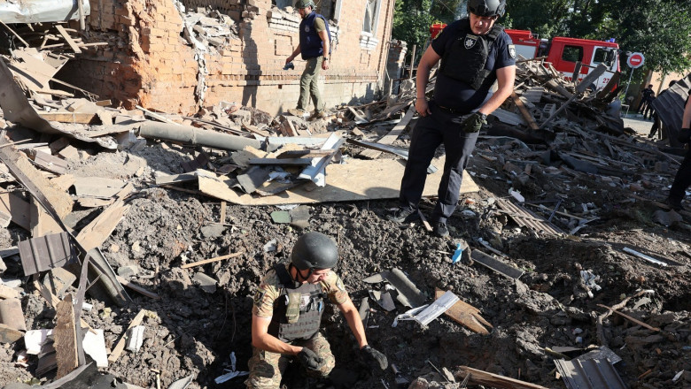 Bombele ghidate rusesti fac ravagii in Ucraina. Rusia le foloseste din ce in ce mai mult in atacuri mortale pe teritoriul ucrainean Imagine