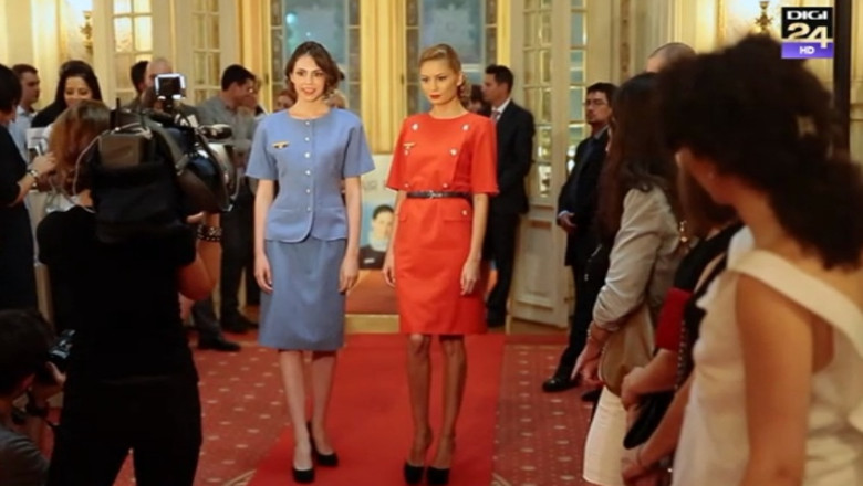 BONTON. Cine creeaza si ce rol au uniformele insotitorilor de bord. Exemplul Air France  Imagine