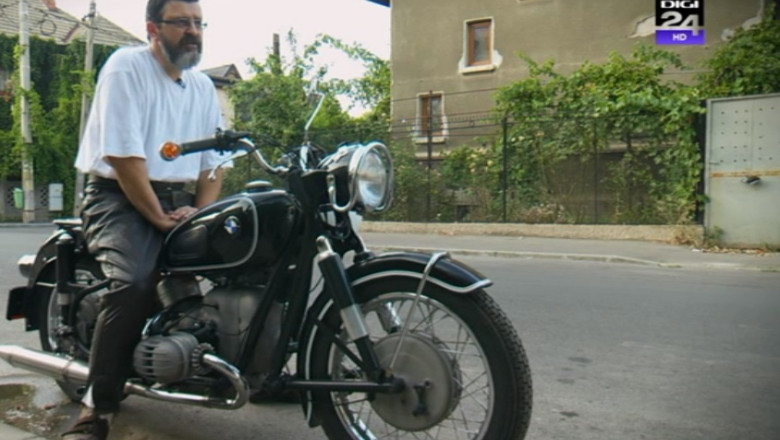 BONTON. Dan Ulmeanu, chirurgul care restaureaza motociclete de epoca Imagine