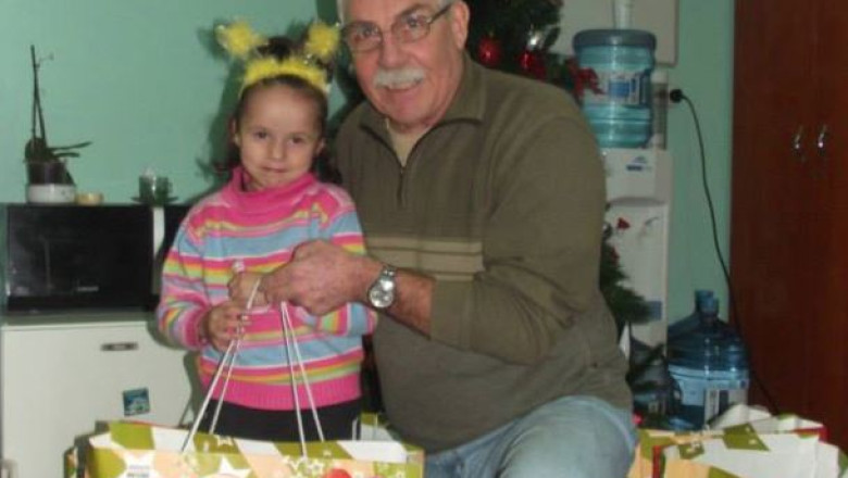 BONTON. Ian Tilling, britanicul care a fondat primul adapost din Bucuresti destinat oamenilor strazii dupa 1989 Imagine